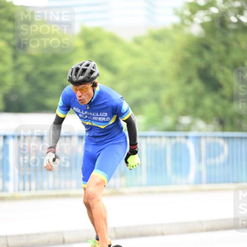 30.06.2024 - hella hamburg halbmarathon Dr. Thomas Lammeyer http://msf.ph/oto/6402785 30.06.2024 08:58:46 Kennedybrücke  meine-sportfotos.de