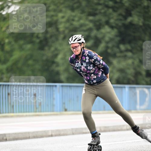 30.06.2024 - hella hamburg halbmarathon Dr. Thomas Lammeyer http://msf.ph/oto/6402839 30.06.2024 08:58:49 Kennedybrücke  meine-sportfotos.de