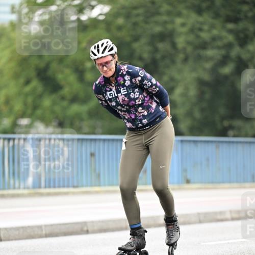 30.06.2024 - hella hamburg halbmarathon Dr. Thomas Lammeyer http://msf.ph/oto/6402853 30.06.2024 08:58:49 Kennedybrücke  meine-sportfotos.de