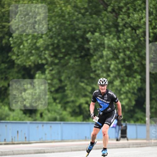 30.06.2024 - hella hamburg halbmarathon Dr. Thomas Lammeyer http://msf.ph/oto/6402903 30.06.2024 08:58:57 Kennedybrücke 36 meine-sportfotos.de
