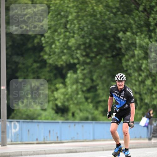 30.06.2024 - hella hamburg halbmarathon Dr. Thomas Lammeyer http://msf.ph/oto/6402920 30.06.2024 08:58:57 Kennedybrücke 233 meine-sportfotos.de