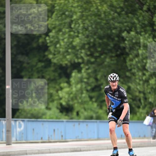 30.06.2024 - hella hamburg halbmarathon Dr. Thomas Lammeyer http://msf.ph/oto/6402926 30.06.2024 08:58:57 Kennedybrücke  meine-sportfotos.de
