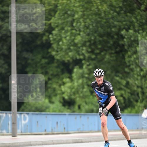 30.06.2024 - hella hamburg halbmarathon Dr. Thomas Lammeyer http://msf.ph/oto/6402934 30.06.2024 08:58:57 Kennedybrücke 9 meine-sportfotos.de