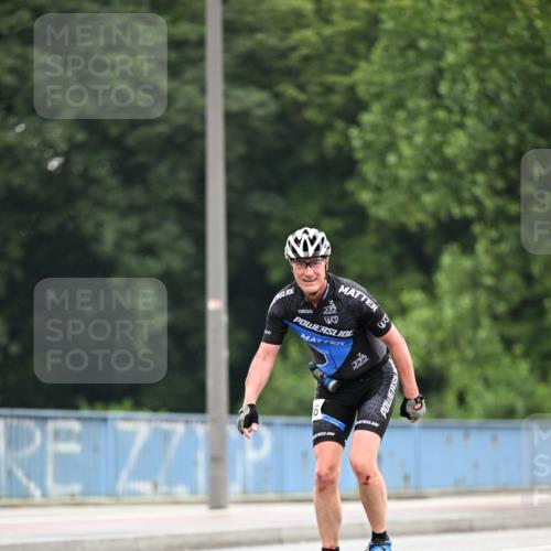 30.06.2024 - hella hamburg halbmarathon Dr. Thomas Lammeyer http://msf.ph/oto/6402963 30.06.2024 08:58:58 Kennedybrücke 10 meine-sportfotos.de