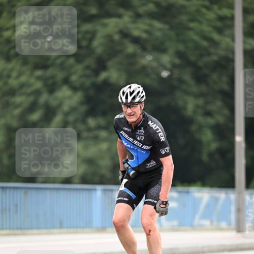 30.06.2024 - hella hamburg halbmarathon Dr. Thomas Lammeyer http://msf.ph/oto/6402999 30.06.2024 08:58:59 Kennedybrücke  meine-sportfotos.de