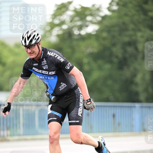 30.06.2024 - hella hamburg halbmarathon Dr. Thomas Lammeyer http://msf.ph/oto/6403034 30.06.2024 08:58:59 Kennedybrücke 359 meine-sportfotos.de