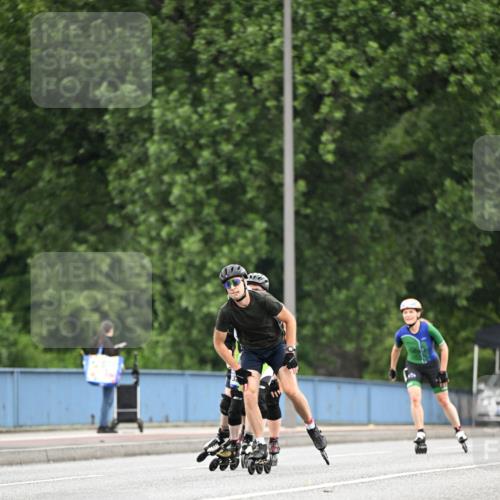 30.06.2024 - hella hamburg halbmarathon Dr. Thomas Lammeyer http://msf.ph/oto/6403060 30.06.2024 08:59:11 Kennedybrücke  meine-sportfotos.de