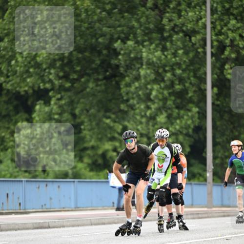 30.06.2024 - hella hamburg halbmarathon Dr. Thomas Lammeyer http://msf.ph/oto/6403084 30.06.2024 08:59:11 Kennedybrücke 38 meine-sportfotos.de