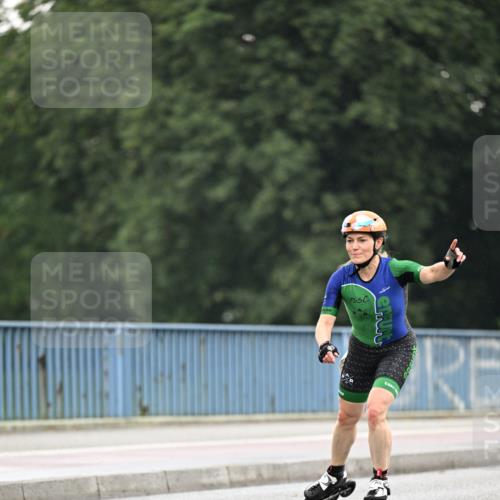 30.06.2024 - hella hamburg halbmarathon Dr. Thomas Lammeyer http://msf.ph/oto/6403213 30.06.2024 08:59:15 Kennedybrücke  meine-sportfotos.de