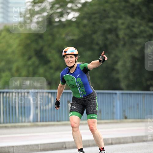 30.06.2024 - hella hamburg halbmarathon Dr. Thomas Lammeyer http://msf.ph/oto/6403249 30.06.2024 08:59:15 Kennedybrücke  meine-sportfotos.de