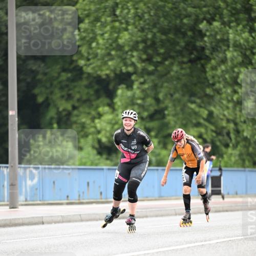 30.06.2024 - hella hamburg halbmarathon Dr. Thomas Lammeyer http://msf.ph/oto/6403300 30.06.2024 08:59:19 Kennedybrücke  meine-sportfotos.de