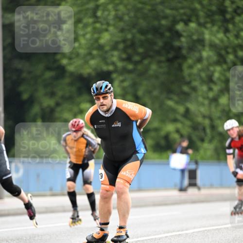 30.06.2024 - hella hamburg halbmarathon Dr. Thomas Lammeyer http://msf.ph/oto/6403327 30.06.2024 08:59:19 Kennedybrücke 9 meine-sportfotos.de