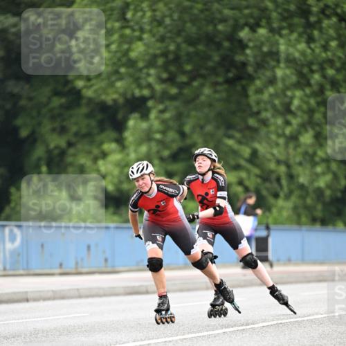 30.06.2024 - hella hamburg halbmarathon Dr. Thomas Lammeyer http://msf.ph/oto/6403376 30.06.2024 08:59:21 Kennedybrücke  meine-sportfotos.de
