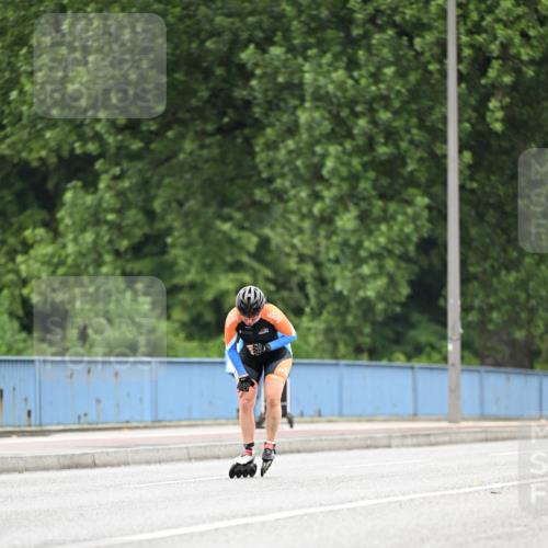 30.06.2024 - hella hamburg halbmarathon Dr. Thomas Lammeyer http://msf.ph/oto/6403423 30.06.2024 08:59:22 Kennedybrücke  meine-sportfotos.de