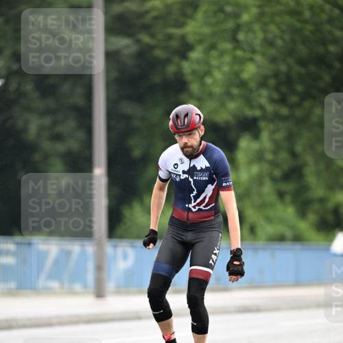 30.06.2024 - hella hamburg halbmarathon Dr. Thomas Lammeyer http://msf.ph/oto/6403467 30.06.2024 08:59:40 Kennedybrücke  meine-sportfotos.de