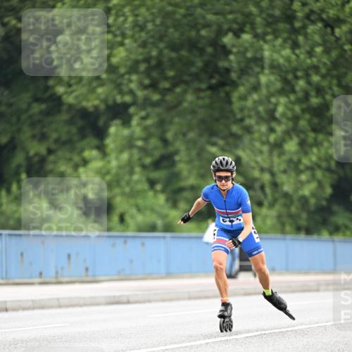 30.06.2024 - hella hamburg halbmarathon Dr. Thomas Lammeyer http://msf.ph/oto/6403552 30.06.2024 08:59:42 Kennedybrücke  meine-sportfotos.de