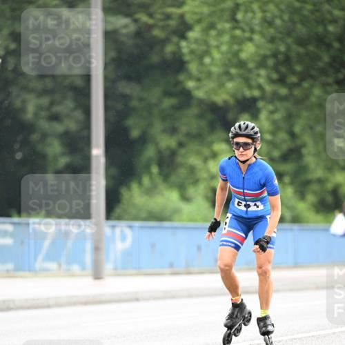 30.06.2024 - hella hamburg halbmarathon Dr. Thomas Lammeyer http://msf.ph/oto/6403637 30.06.2024 08:59:43 Kennedybrücke  meine-sportfotos.de