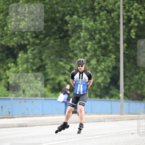 30.06.2024 - hella hamburg halbmarathon Dr. Thomas Lammeyer http://msf.ph/oto/6403772 30.06.2024 08:59:46 Kennedybrücke 60 meine-sportfotos.de