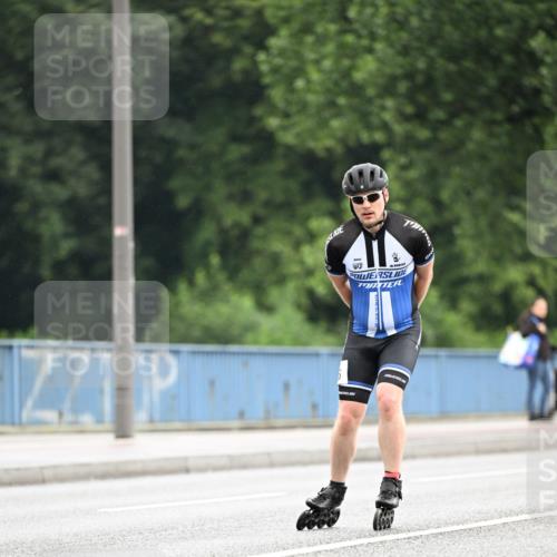 30.06.2024 - hella hamburg halbmarathon Dr. Thomas Lammeyer http://msf.ph/oto/6403906 30.06.2024 08:59:47 Kennedybrücke  meine-sportfotos.de
