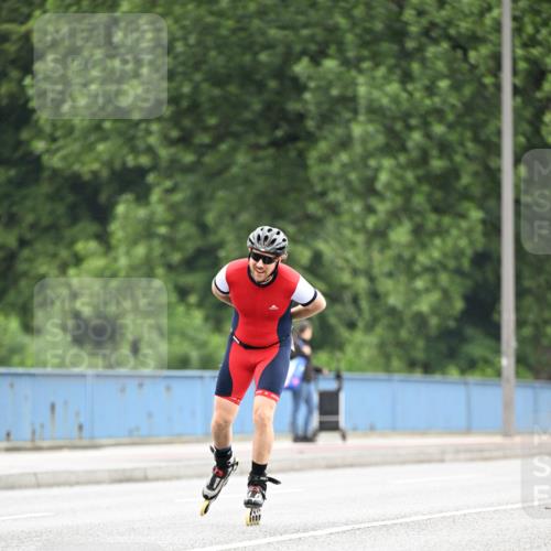 30.06.2024 - hella hamburg halbmarathon Dr. Thomas Lammeyer http://msf.ph/oto/6404013 30.06.2024 08:59:49 Kennedybrücke  meine-sportfotos.de