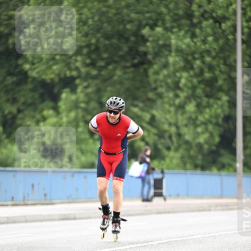 30.06.2024 - hella hamburg halbmarathon Dr. Thomas Lammeyer http://msf.ph/oto/6404029 30.06.2024 08:59:49 Kennedybrücke  meine-sportfotos.de
