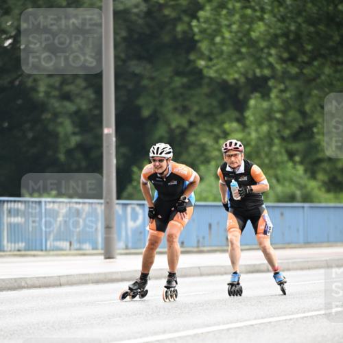 30.06.2024 - hella hamburg halbmarathon Dr. Thomas Lammeyer http://msf.ph/oto/6404073 30.06.2024 09:00:12 Kennedybrücke  meine-sportfotos.de