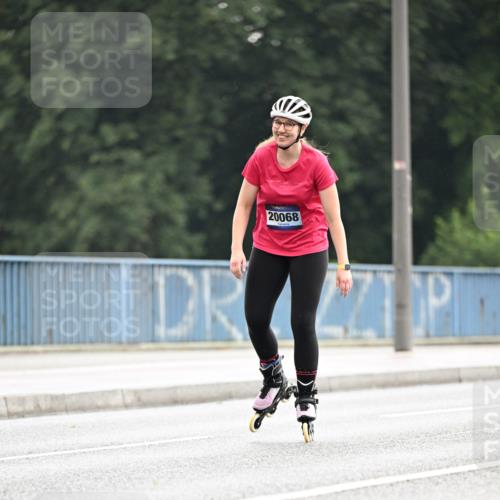 30.06.2024 - hella hamburg halbmarathon Dr. Thomas Lammeyer http://msf.ph/oto/6404188 30.06.2024 09:00:14 Kennedybrücke 20068 meine-sportfotos.de