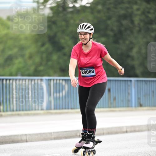 30.06.2024 - hella hamburg halbmarathon Dr. Thomas Lammeyer http://msf.ph/oto/6404296 30.06.2024 09:00:15 Kennedybrücke 20068 meine-sportfotos.de