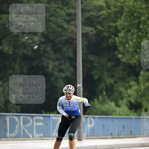30.06.2024 - hella hamburg halbmarathon Dr. Thomas Lammeyer http://msf.ph/oto/6404430 30.06.2024 09:00:21 Kennedybrücke 7 meine-sportfotos.de