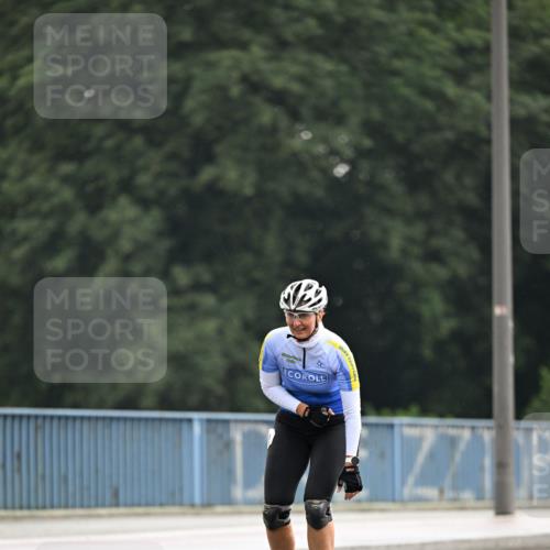 30.06.2024 - hella hamburg halbmarathon Dr. Thomas Lammeyer http://msf.ph/oto/6404468 30.06.2024 09:00:21 Kennedybrücke  meine-sportfotos.de
