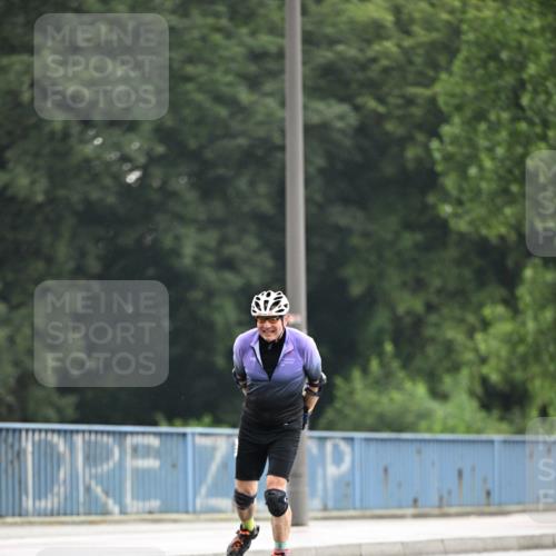 30.06.2024 - hella hamburg halbmarathon Dr. Thomas Lammeyer http://msf.ph/oto/6404536 30.06.2024 09:00:26 Kennedybrücke  meine-sportfotos.de