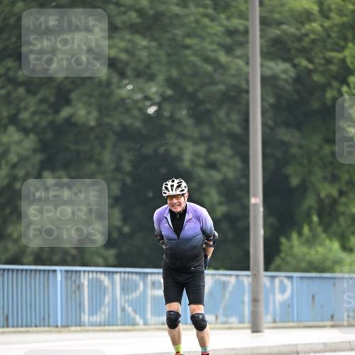 30.06.2024 - hella hamburg halbmarathon Dr. Thomas Lammeyer http://msf.ph/oto/6404561 30.06.2024 09:00:26 Kennedybrücke  meine-sportfotos.de