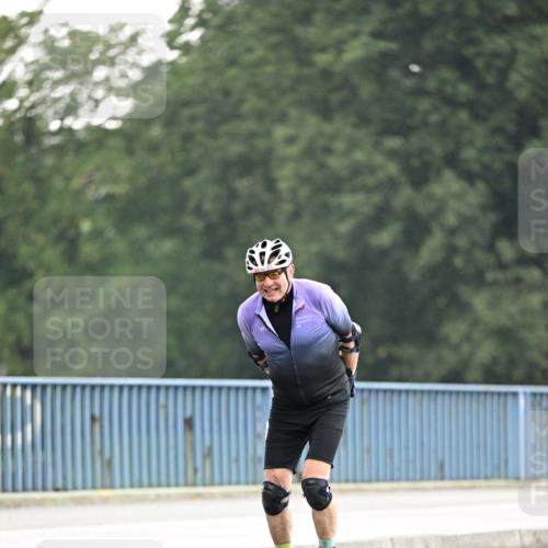 30.06.2024 - hella hamburg halbmarathon Dr. Thomas Lammeyer http://msf.ph/oto/6404603 30.06.2024 09:00:27 Kennedybrücke 37 meine-sportfotos.de