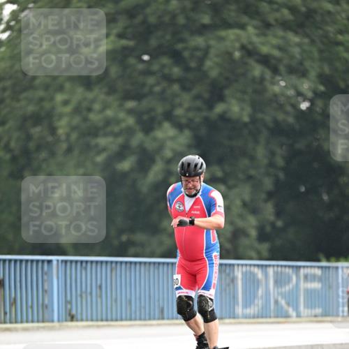 30.06.2024 - hella hamburg halbmarathon Dr. Thomas Lammeyer http://msf.ph/oto/6404649 30.06.2024 09:00:50 Kennedybrücke 60 meine-sportfotos.de