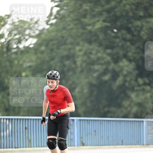 30.06.2024 - hella hamburg halbmarathon Dr. Thomas Lammeyer http://msf.ph/oto/6404872 30.06.2024 09:01:00 Kennedybrücke  meine-sportfotos.de