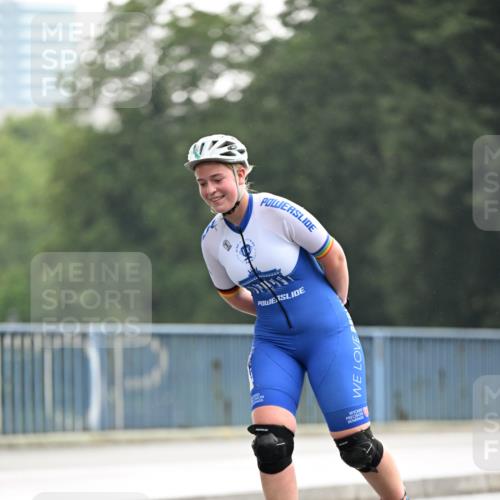 30.06.2024 - hella hamburg halbmarathon Dr. Thomas Lammeyer http://msf.ph/oto/6404977 30.06.2024 09:01:27 Kennedybrücke  meine-sportfotos.de