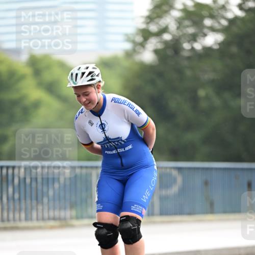 30.06.2024 - hella hamburg halbmarathon Dr. Thomas Lammeyer http://msf.ph/oto/6405006 30.06.2024 09:01:27 Kennedybrücke  meine-sportfotos.de