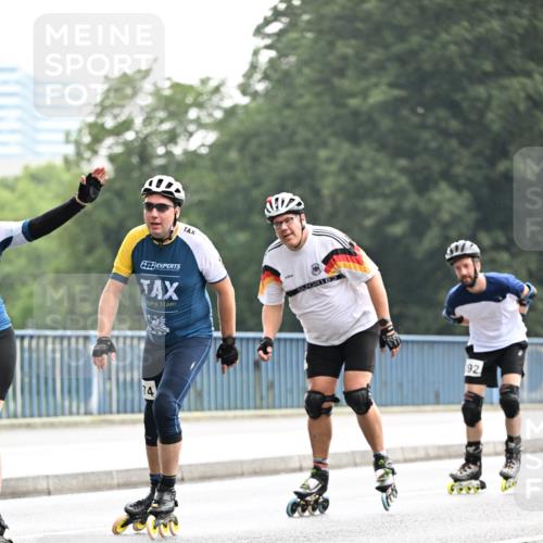 30.06.2024 - hella hamburg halbmarathon Dr. Thomas Lammeyer http://msf.ph/oto/6405180 30.06.2024 09:01:50 Kennedybrücke 67, 14, 92 meine-sportfotos.de