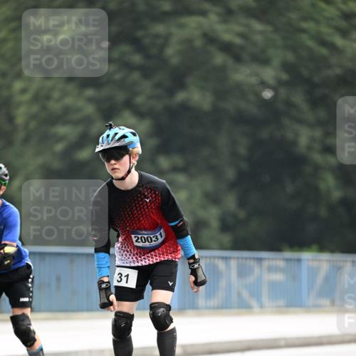 30.06.2024 - hella hamburg halbmarathon Dr. Thomas Lammeyer http://msf.ph/oto/6405702 30.06.2024 09:03:04 Kennedybrücke 31, 2003, 27 meine-sportfotos.de
