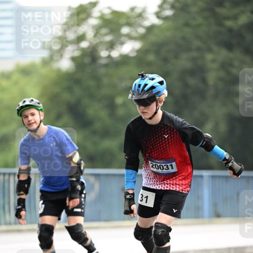 30.06.2024 - hella hamburg halbmarathon Dr. Thomas Lammeyer http://msf.ph/oto/6405749 30.06.2024 09:03:05 Kennedybrücke 20031, 31 meine-sportfotos.de