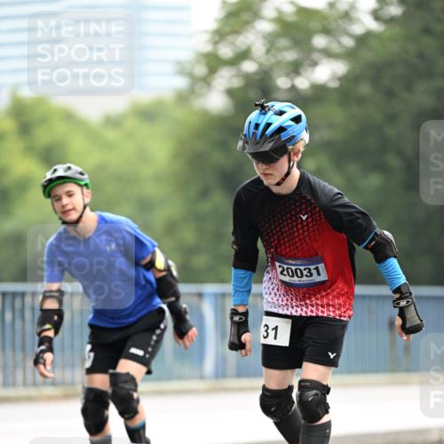 30.06.2024 - hella hamburg halbmarathon Dr. Thomas Lammeyer http://msf.ph/oto/6405763 30.06.2024 09:03:05 Kennedybrücke 31, 20031 meine-sportfotos.de