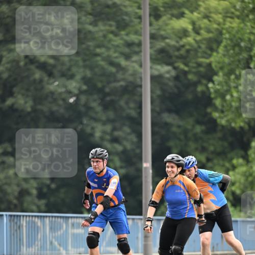 30.06.2024 - hella hamburg halbmarathon Dr. Thomas Lammeyer http://msf.ph/oto/6406160 30.06.2024 09:03:16 Kennedybrücke  meine-sportfotos.de