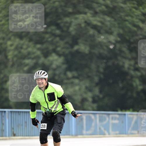 30.06.2024 - hella hamburg halbmarathon Dr. Thomas Lammeyer http://msf.ph/oto/6406265 30.06.2024 09:03:19 Kennedybrücke 28 meine-sportfotos.de