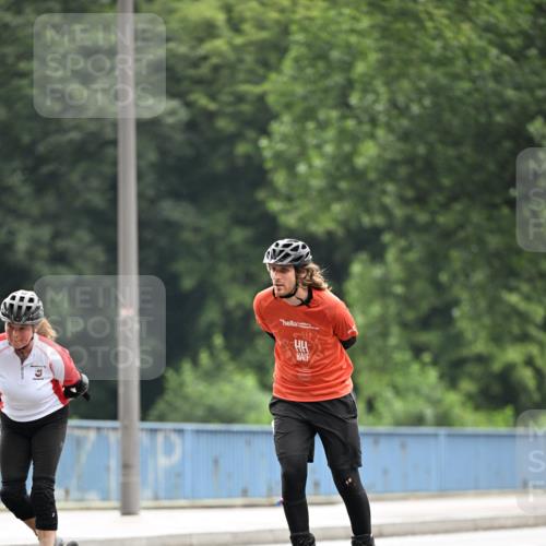 30.06.2024 - hella hamburg halbmarathon Dr. Thomas Lammeyer http://msf.ph/oto/6406475 30.06.2024 09:03:23 Kennedybrücke  meine-sportfotos.de