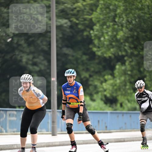 30.06.2024 - hella hamburg halbmarathon Dr. Thomas Lammeyer http://msf.ph/oto/6406589 30.06.2024 09:03:25 Kennedybrücke  meine-sportfotos.de