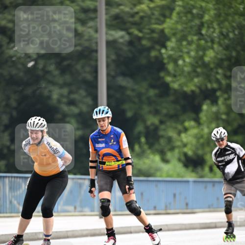 30.06.2024 - hella hamburg halbmarathon Dr. Thomas Lammeyer http://msf.ph/oto/6406605 30.06.2024 09:03:25 Kennedybrücke  meine-sportfotos.de