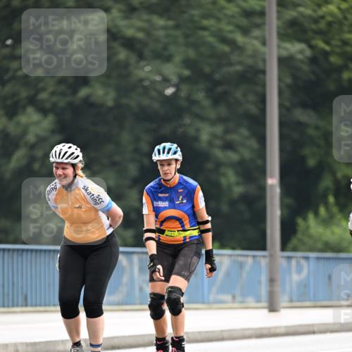 30.06.2024 - hella hamburg halbmarathon Dr. Thomas Lammeyer http://msf.ph/oto/6406661 30.06.2024 09:03:25 Kennedybrücke  meine-sportfotos.de