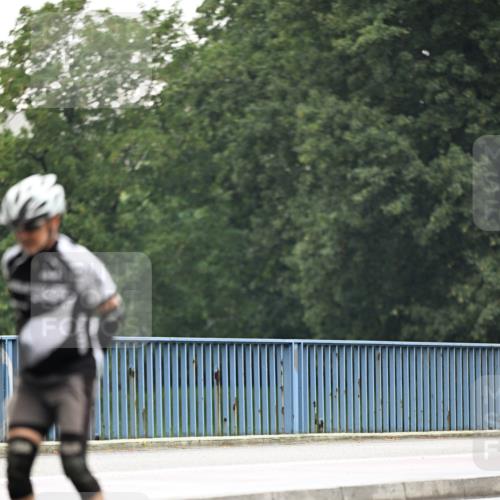 30.06.2024 - hella hamburg halbmarathon Dr. Thomas Lammeyer http://msf.ph/oto/6406784 30.06.2024 09:03:27 Kennedybrücke  meine-sportfotos.de