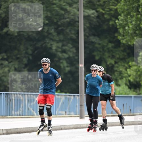 30.06.2024 - hella hamburg halbmarathon Dr. Thomas Lammeyer http://msf.ph/oto/6406976 30.06.2024 09:03:40 Kennedybrücke  meine-sportfotos.de
