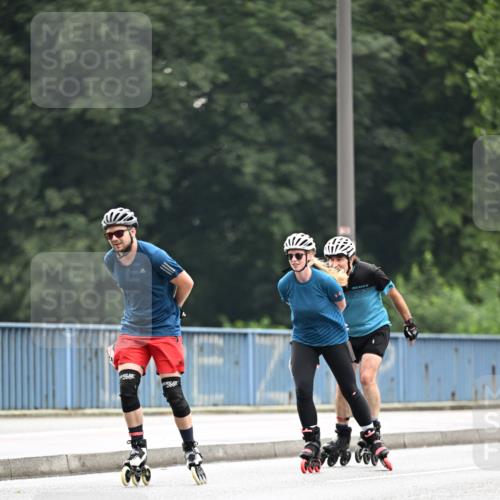 30.06.2024 - hella hamburg halbmarathon Dr. Thomas Lammeyer http://msf.ph/oto/6407010 30.06.2024 09:03:40 Kennedybrücke  meine-sportfotos.de
